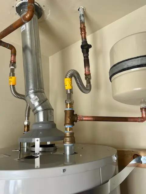 Water heater installation and plumbing repair in Plandome Manor